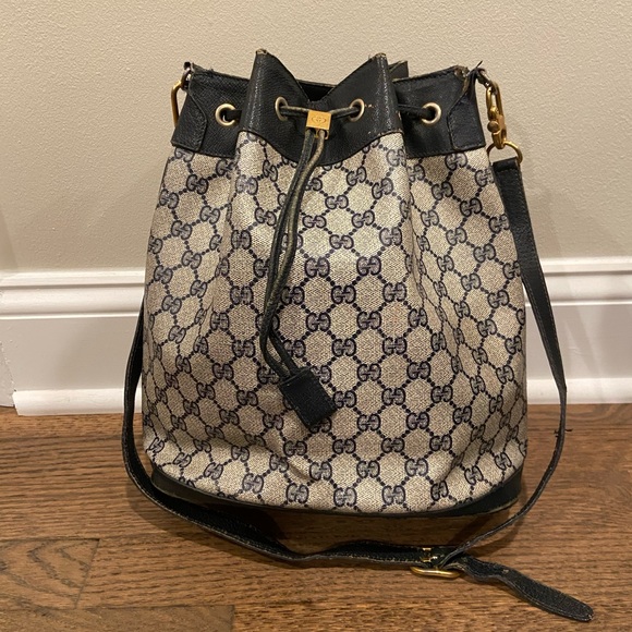 poshmark gucci soho